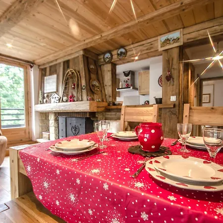 Superbe 3 Etoiles A Chamonix, 2 Chambres, Balcon, Cheminee Deco, Parking Et Wi-fi - Fr-1-343-197 Chamonix